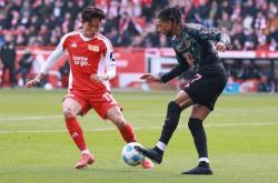 图片报：柏林联考虑买断郑优泳，认为500万欧稍贵