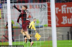 马丁·泰裡(lǐ)耶(yé)在拜耳(ěr)勒(lēi)沃(wò)庫(kù)森的闪耀時(shí)刻值得等待