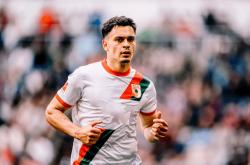 德甲：法兰克福状态一(yī)般，奥格斯(sī)堡表现跳跃