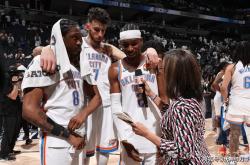 周(zhōu)三(sān)302 美(měi)职篮 明尼苏达森(sēn)林狼VS俄克拉荷马城雷霆