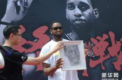 麦迪能顶替科比？小莫里斯：他不是科比 没那种心态