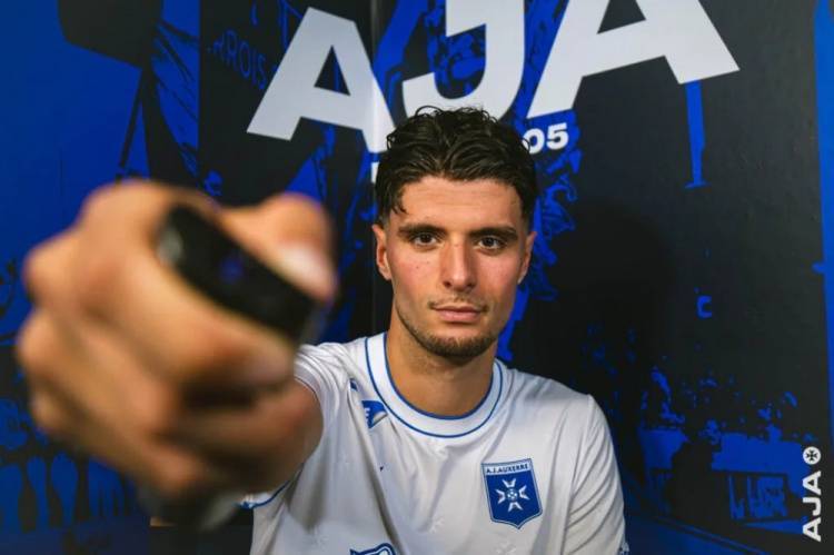 官方:欧塞尔租借博洛尼亚中场欧萨马-埃尔-阿祖齐