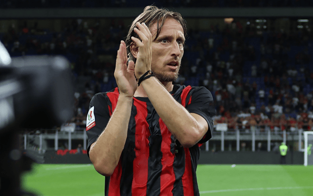 意甲：乌迪内斯表现出色，AC米兰状态回暖