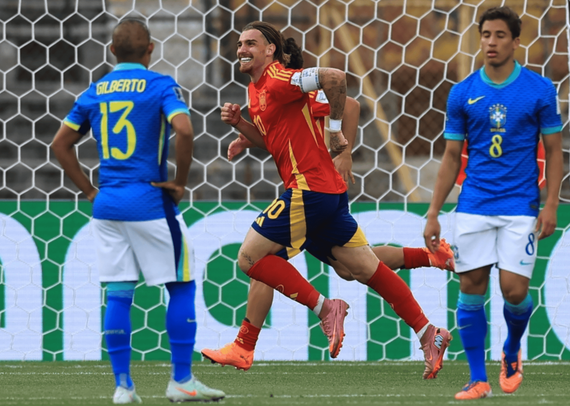 U20世界杯16强诞生！亚洲两队出线，巴西出局，日本全胜却遇法国