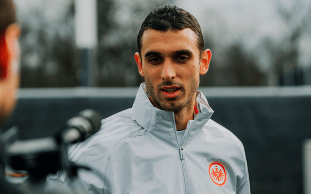 德甲：法兰克福状态一般，奥格斯堡表现跳跃